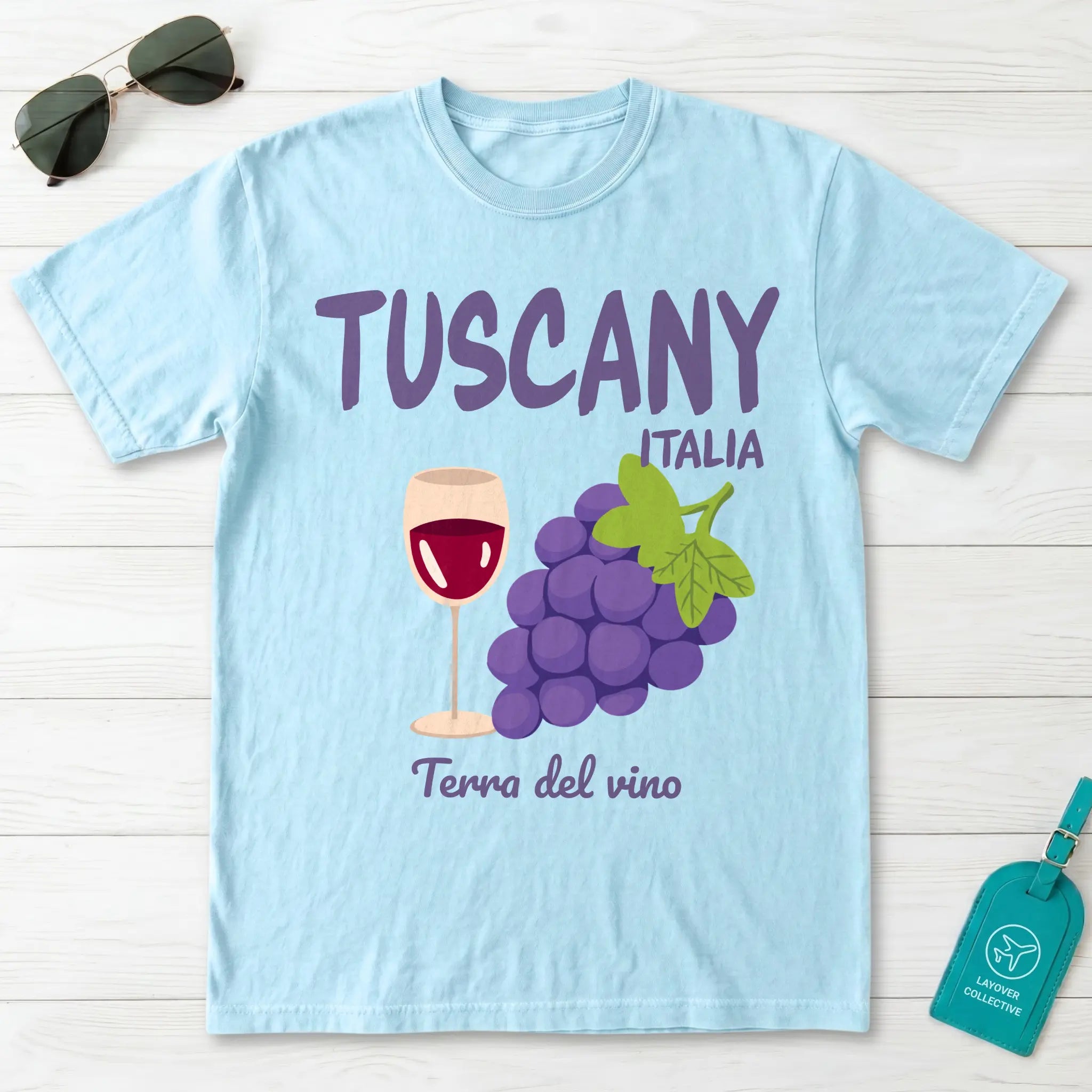 Tuscany Italy Terra del Vino Wine and Grapes Graphic T-Shirt