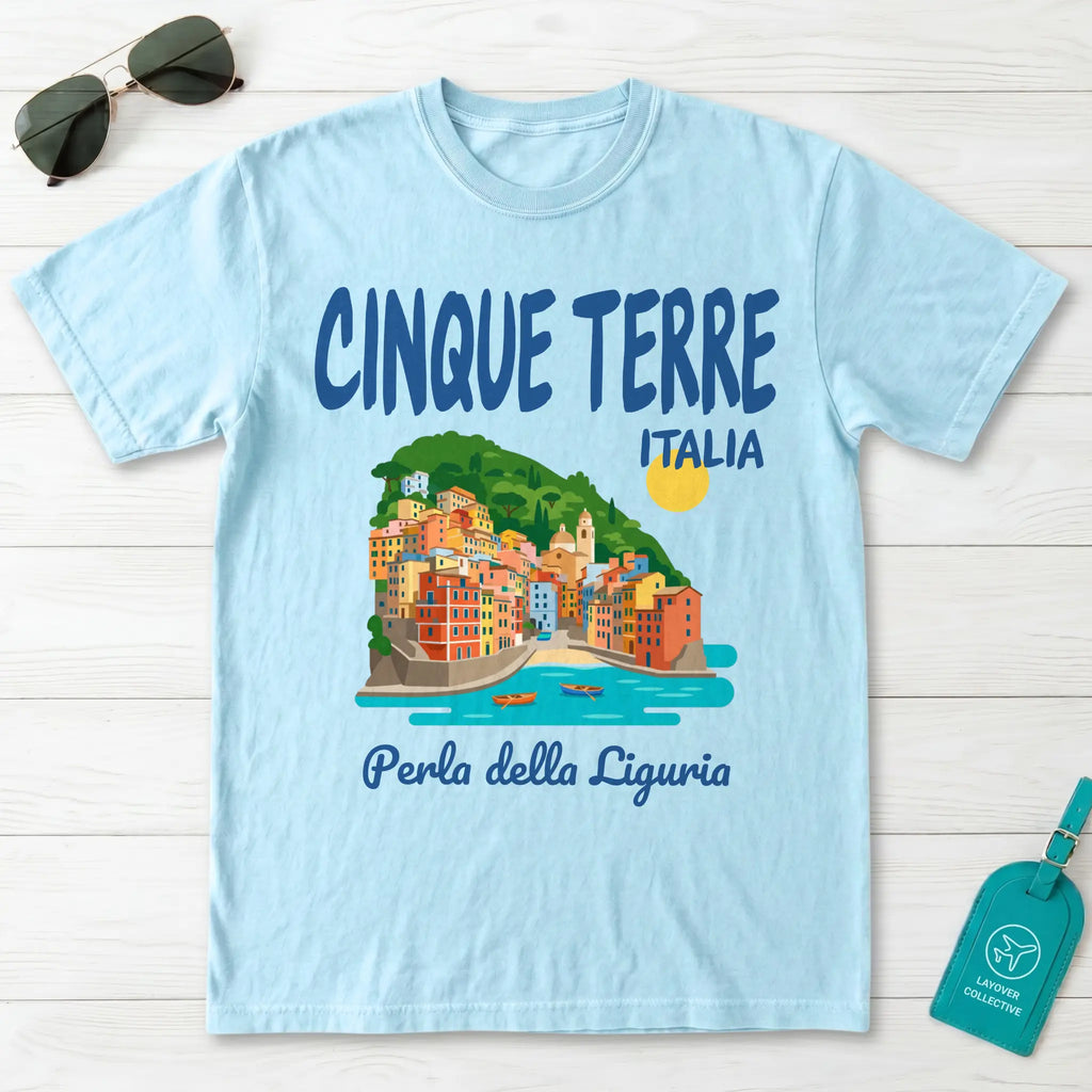 Cinque Terre Italia Perla della Liguria Coastal Village Graphic T-Shirt
