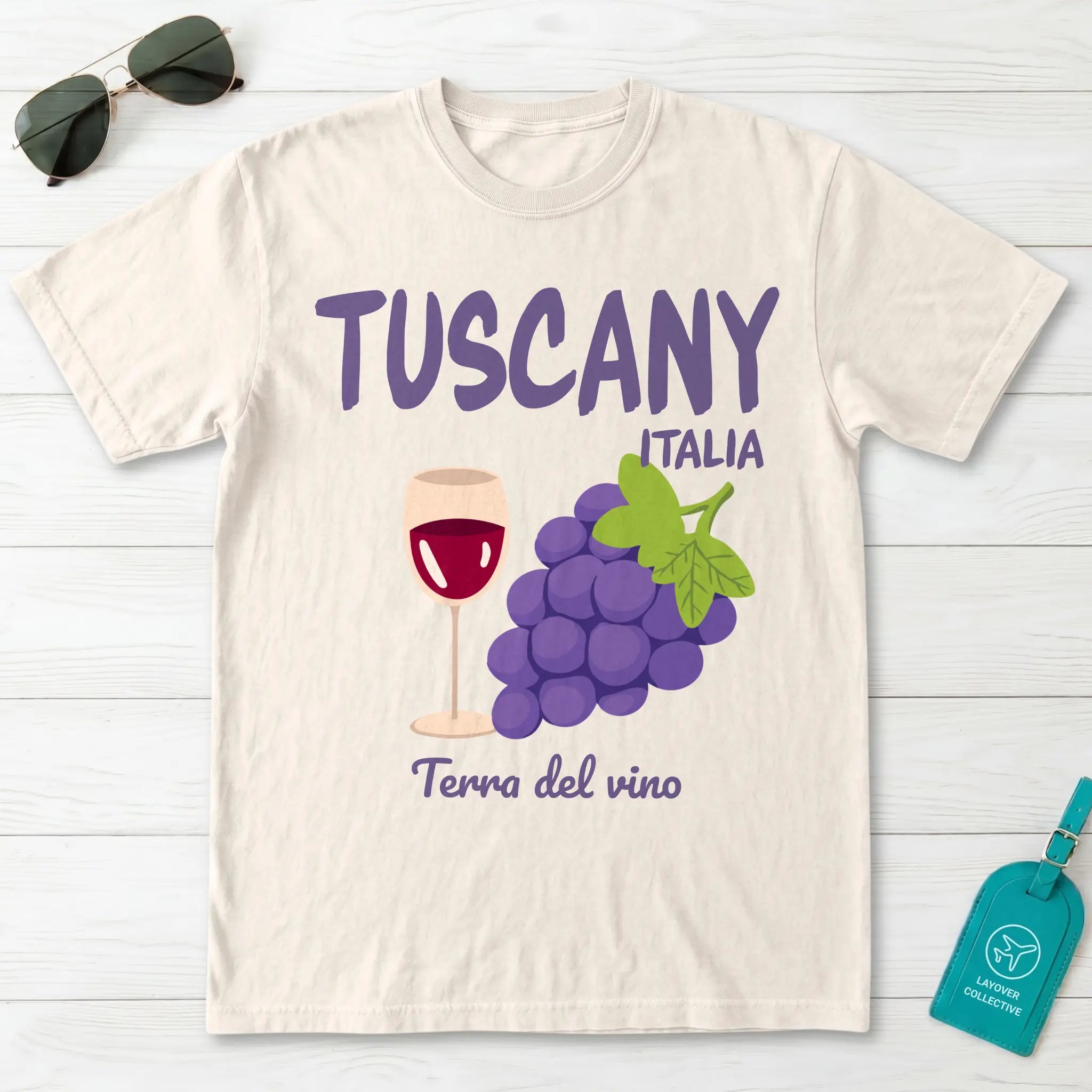 Tuscany Italy Terra del Vino Wine and Grapes Graphic T-Shirt