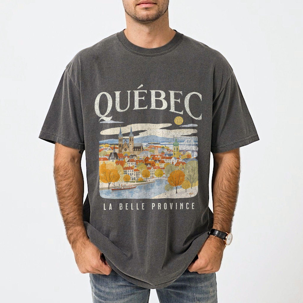Quebec Vintage Travel Graphic T-Shirt