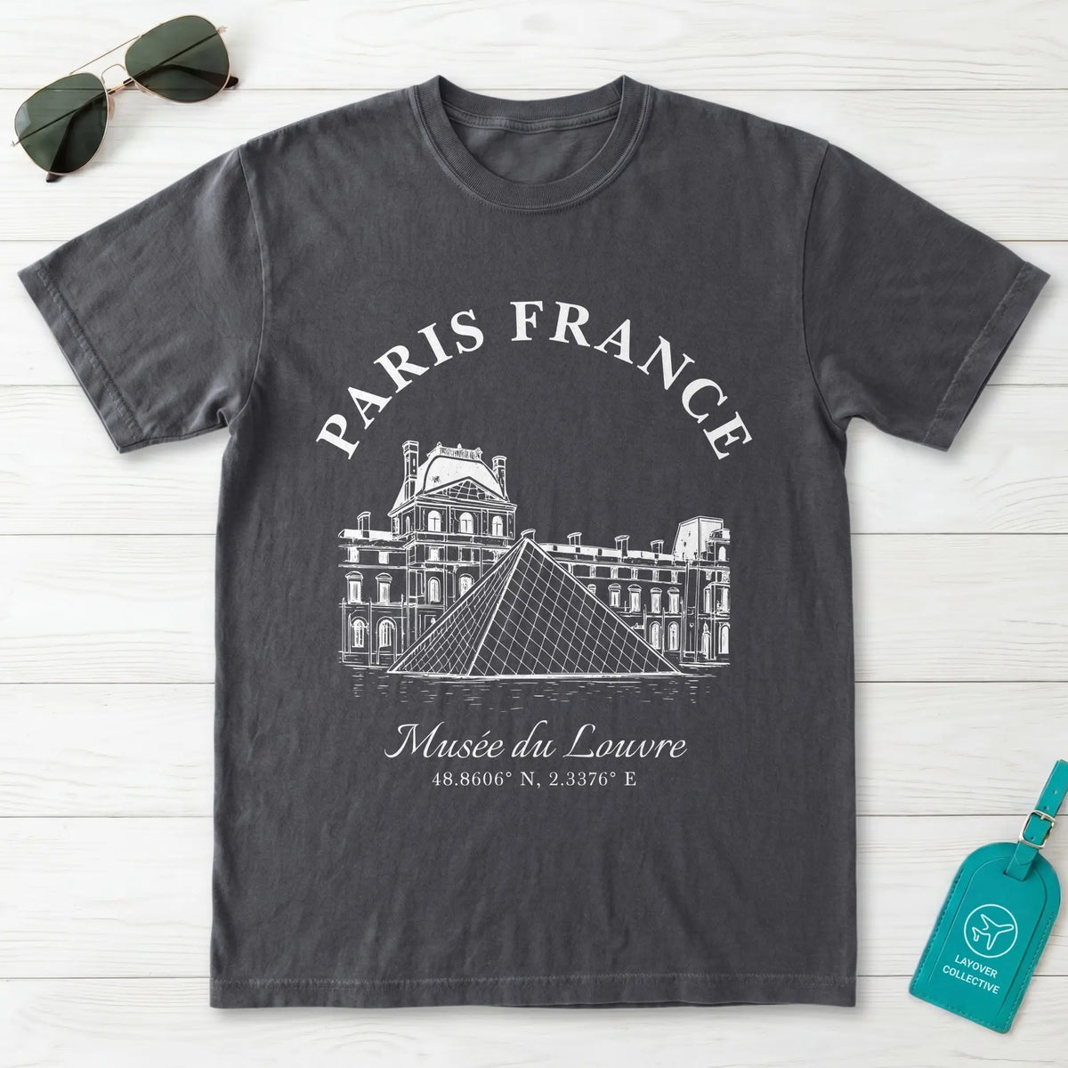 Musee Du Louvre Paris T-Shirt